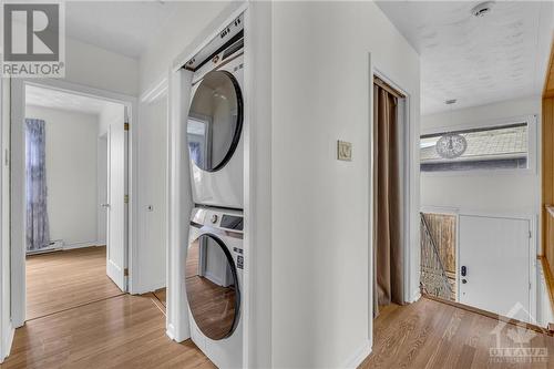 374 Dieppe Street, Ottawa, ON - Indoor Photo Showing Laundry Room