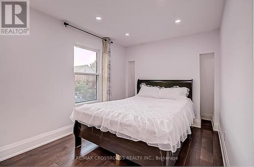 144 Albert Street, Oshawa, ON - Indoor Photo Showing Bedroom