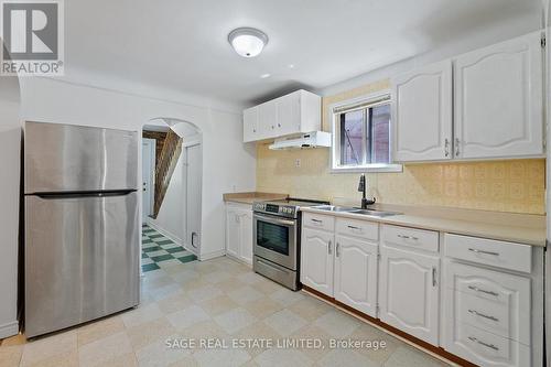 52 Dalkeith Avenue, Hamilton, ON - Indoor Photo Showing Kitchen With Double Sink