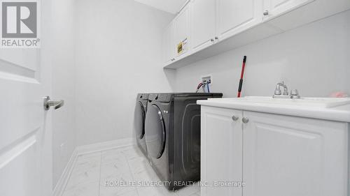 791 Queenston Boulevard, Woodstock, ON - Indoor Photo Showing Laundry Room