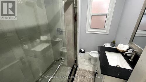 5659 Robinson Street, Niagara Falls, ON - Indoor Photo Showing Bathroom