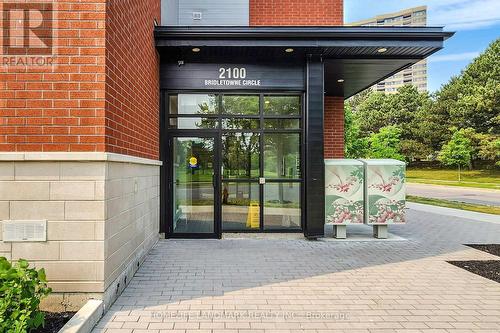 303 - 2100 Bridletowne Circle, Toronto, ON - Outdoor With Exterior