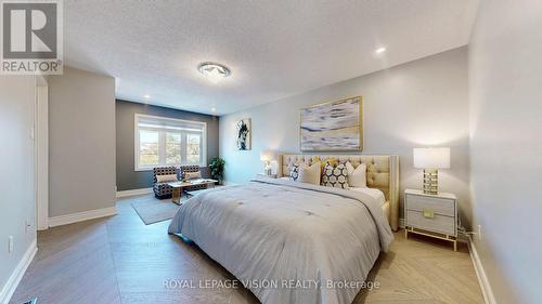 2216 Dale Ridge Drive, Oakville, ON - Indoor Photo Showing Bedroom