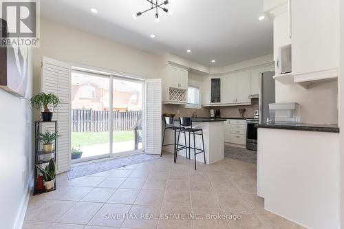 4 Janetville Street, Brampton, ON - Indoor Photo Showing Kitchen