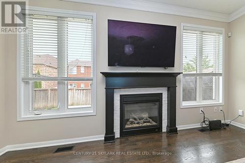 24 Dalton Drive, Cambridge, ON - Indoor Photo Showing Living Room With Fireplace