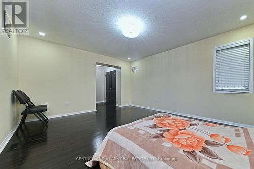 24 Dalton Drive, Cambridge, ON - Indoor Photo Showing Bedroom