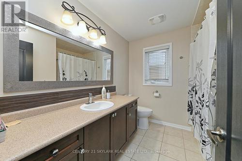 24 Dalton Drive, Cambridge, ON - Indoor Photo Showing Bathroom