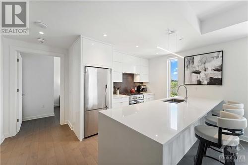 135 Barrette Street Unit#404, Ottawa, ON - Indoor Photo Showing Kitchen With Stainless Steel Kitchen With Upgraded Kitchen