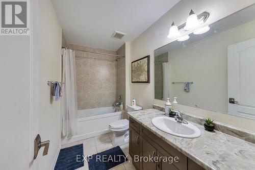 12 - 35 Heron Park Place, Toronto, ON - Indoor Photo Showing Bathroom