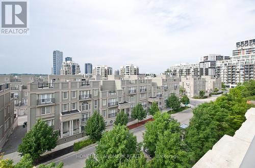 516 - 39 Upper Duke Crescent, Markham, ON - Outdoor With View