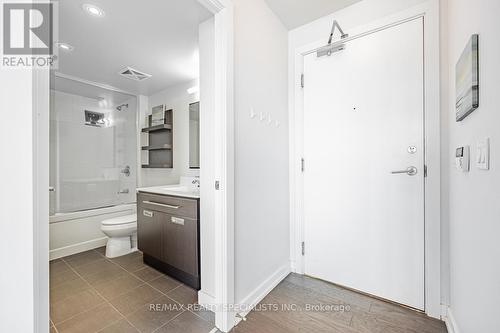 1705 - 100 Western Battery Road, Toronto, ON - Indoor Photo Showing Bathroom
