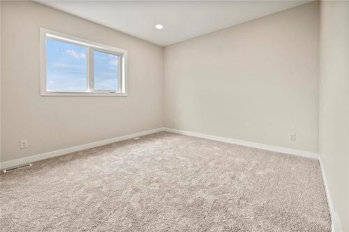 42 Harry Waytiuk Drive, East Selkirk, MB - Indoor Photo Showing Other Room