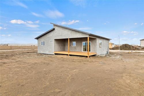 42 Harry Waytiuk Drive, East Selkirk, MB - Outdoor With Exterior