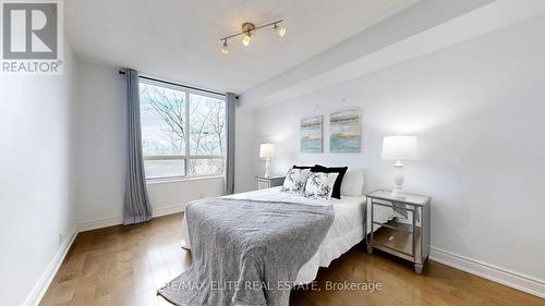 519 - 80 Harrison Garden Boulevard, Toronto, ON - Indoor Photo Showing Bedroom