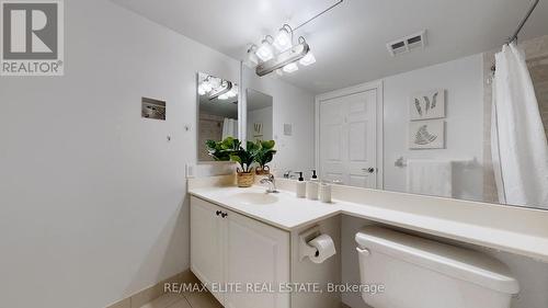 519 - 80 Harrison Garden Boulevard, Toronto, ON - Indoor Photo Showing Bathroom