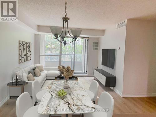 309 - 8 Covington Road, Toronto, ON - Indoor Photo Showing Dining Room