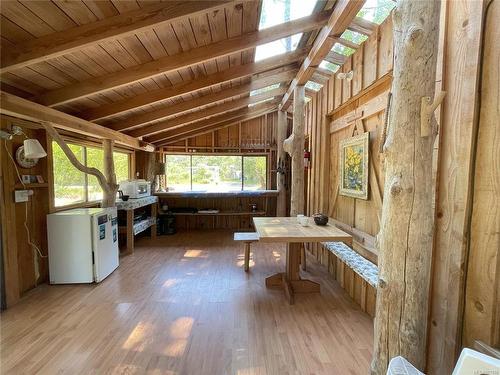 3135 Cannon Cres, Hornby Island, BC 