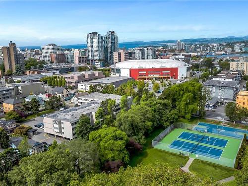103-909 Pembroke St, Victoria, BC - Outdoor With View