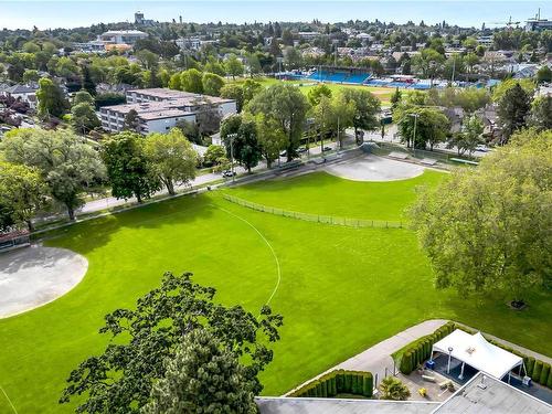 103-909 Pembroke St, Victoria, BC - Outdoor With View