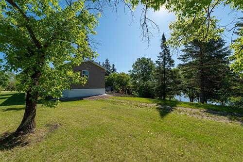 7 Sarapu Rd, Lac Du Bonnet Rm, MB 