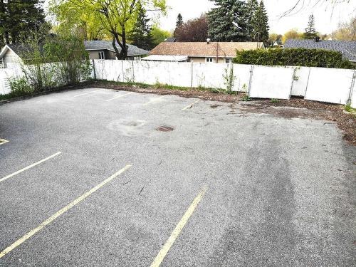 Parking - 1005 Ch. De St-Jean, La Prairie, QC - Outdoor