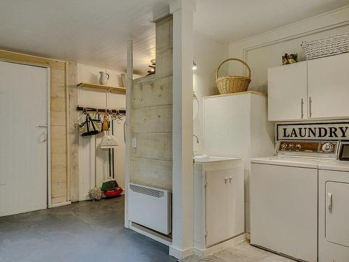 Workshop - 30 Rue Du Sommet, Sainte-Marguerite-Du-Lac-Masson, QC - Indoor Photo Showing Laundry Room