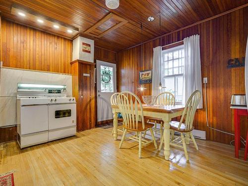 Dining room - 30 Rue Du Sommet, Sainte-Marguerite-Du-Lac-Masson, QC - Indoor