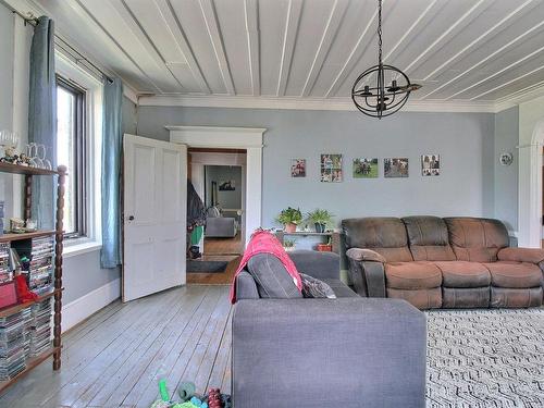 Salon - 2290 Route 269 S., Saint-Gilles, QC - Indoor Photo Showing Living Room