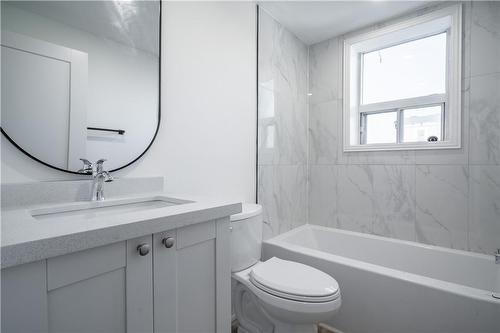 165 Park Row S|Unit #3, Hamilton, ON - Indoor Photo Showing Bathroom