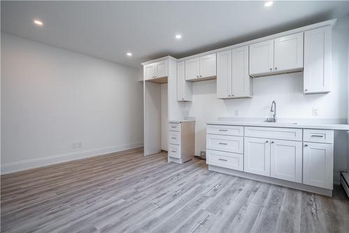 165 Park Row S|Unit #3, Hamilton, ON - Indoor Photo Showing Other Room