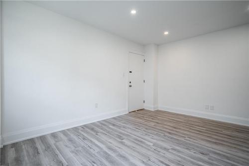 165 Park Row S|Unit #3, Hamilton, ON - Indoor Photo Showing Other Room