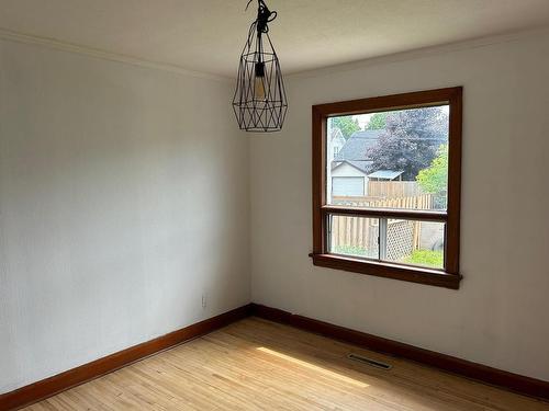 1410 Arthur Street E, Thunder Bay, ON - Indoor Photo Showing Other Room