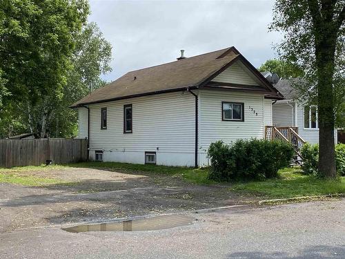 1328 Stanley Ave, Thunder Bay, ON - Outdoor