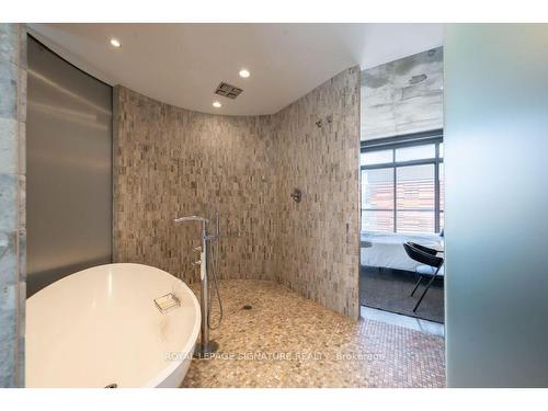 536-33 Mill St, Toronto, ON - Indoor Photo Showing Bathroom