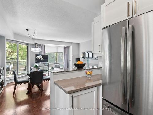 201-1801 Bayview Ave, Toronto, ON - Indoor Photo Showing Kitchen With Stainless Steel Kitchen