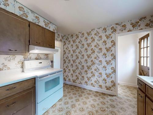 479 Drewry Ave, Toronto, ON - Indoor Photo Showing Kitchen