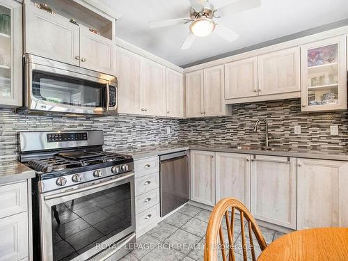 5 Wagon Trailway, Toronto, ON - Indoor Photo Showing Kitchen With Upgraded Kitchen