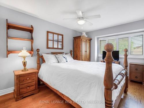 5 Wagon Trailway, Toronto, ON - Indoor Photo Showing Bedroom