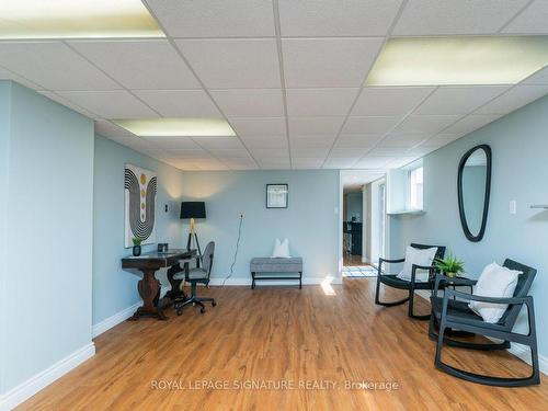 14 West Hill Dr, Toronto, ON - Indoor Photo Showing Other Room