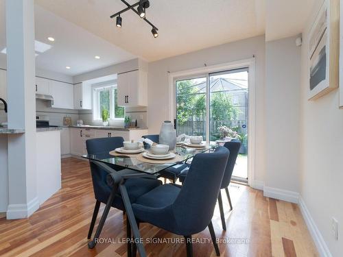 53 Bar Harbour Sq, Toronto, ON - Indoor Photo Showing Dining Room