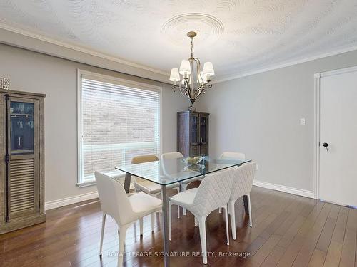 81 Garden Ave, Richmond Hill, ON - Indoor Photo Showing Dining Room