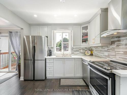 590 Appleby Line, Burlington, ON - Indoor Photo Showing Kitchen With Upgraded Kitchen