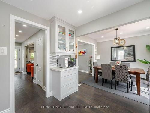 590 Appleby Line, Burlington, ON - Indoor Photo Showing Dining Room