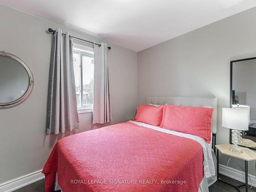 590 Appleby Line, Burlington, ON - Indoor Photo Showing Bedroom