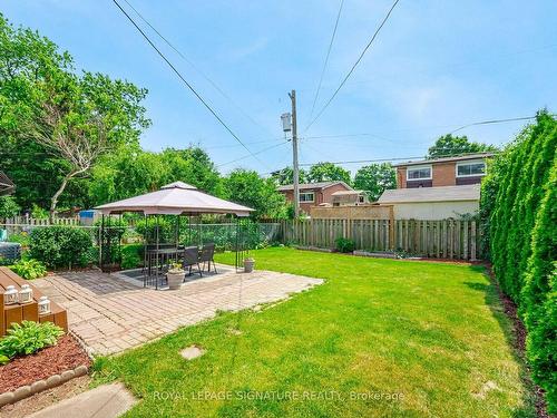 590 Appleby Line, Burlington, ON - Outdoor With Backyard