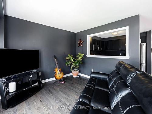 16-20 C Line, Orangeville, ON - Indoor Photo Showing Living Room