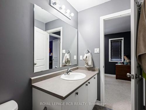 16-20 C Line, Orangeville, ON - Indoor Photo Showing Bathroom