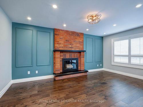 4450 Glen Erin Dr, Mississauga, ON - Indoor With Fireplace