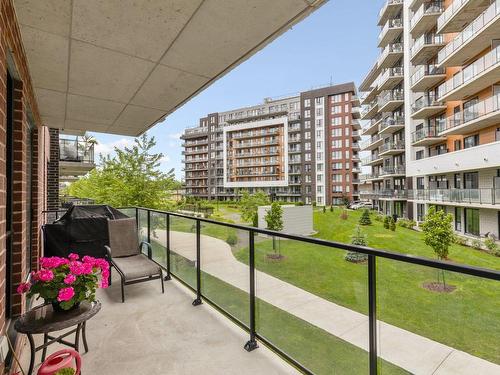 Balcon - 211-6 Av. Donegani, Pointe-Claire, QC - Outdoor With Exterior