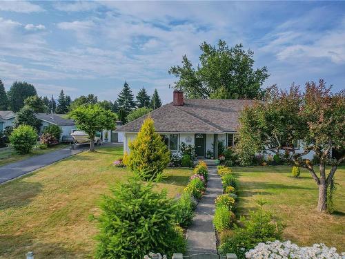 1051 Wharncliffe Rd, Duncan, BC 